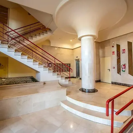 En Playa De Samil Primera Linea De Playa Pe Na Areia Vigo