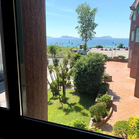 アパート En Playa De Samil Primera Linea De Playa Pe Na Areia