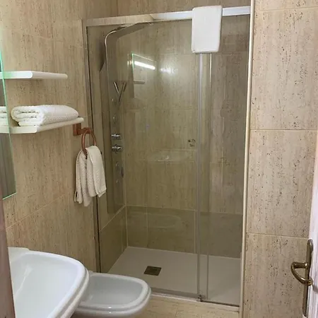 Apartamento En Playa De Samil Primera Linea De Playa Pe Na Areia