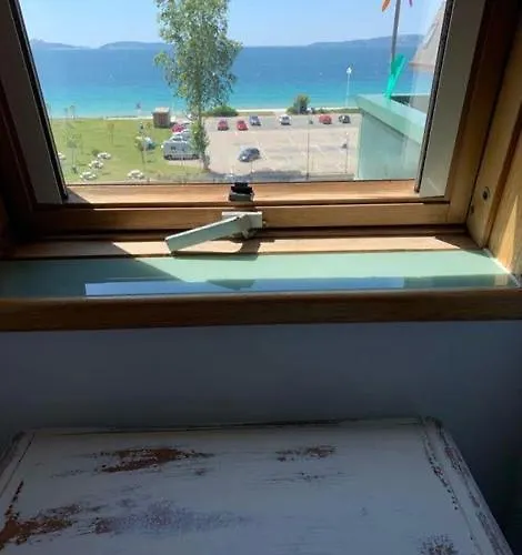 En Playa De Samil Primera Linea De Playa Pe Na Areia Appartement Vigo