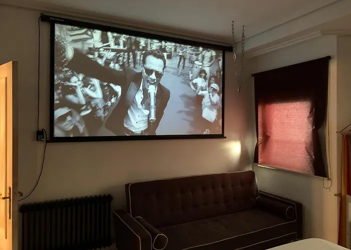 En Playa De Samil Primera Linea De Playa Pe Na Areia Vigo