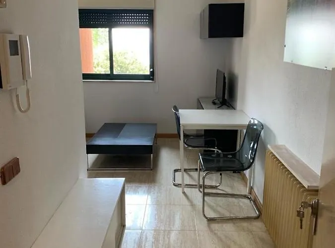 En Playa De Samil Primera Linea De Playa Pe Na Areia Vigo